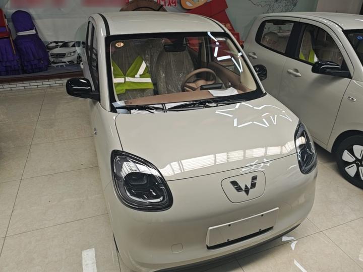 Hongguang MINIEV 2025 4th Gen 4-Door Advanced photo 2