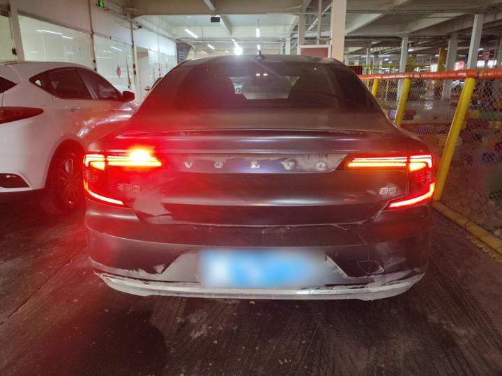 S90 2024 B5 Luxury photo 3