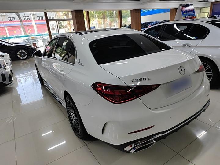 C-Class 2025 Facelift C 260 L Sport photo 4
