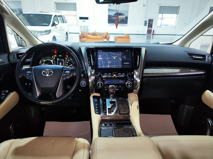 2021 Crown Hybrid 2.5L HV Premium photo 5