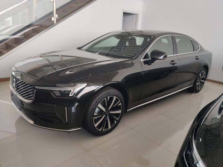 S90 2026 B5 Luxury