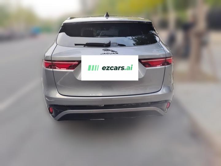 F-PACE 2024 P250 R-Dynamic SE photo 5