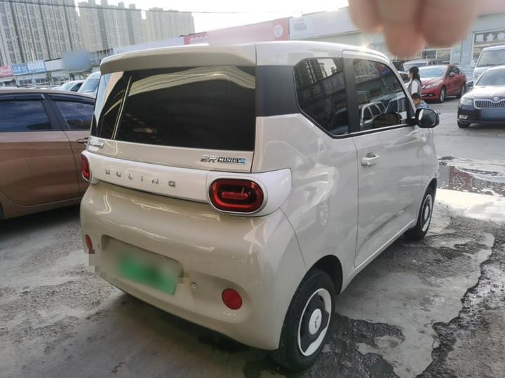 Hongguang MINIEV 2024 3rd Gen 215km photo 6