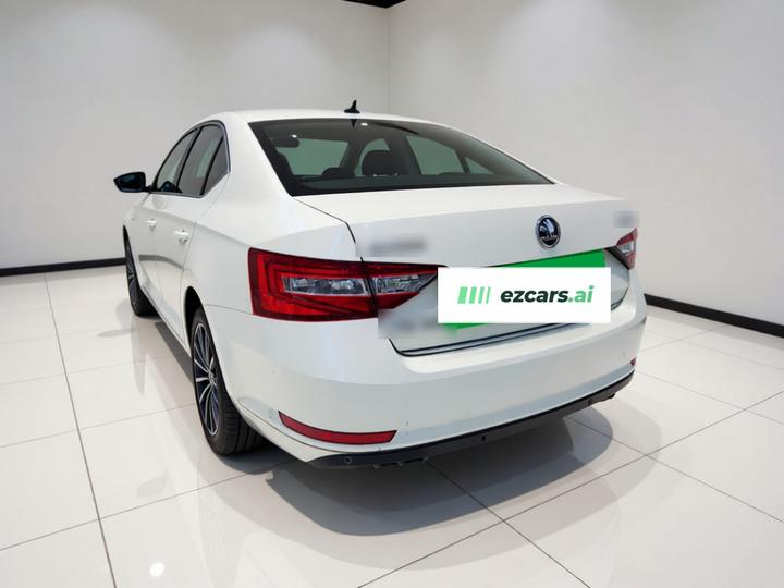 Superb 2016 TSI330 DSG photo 4