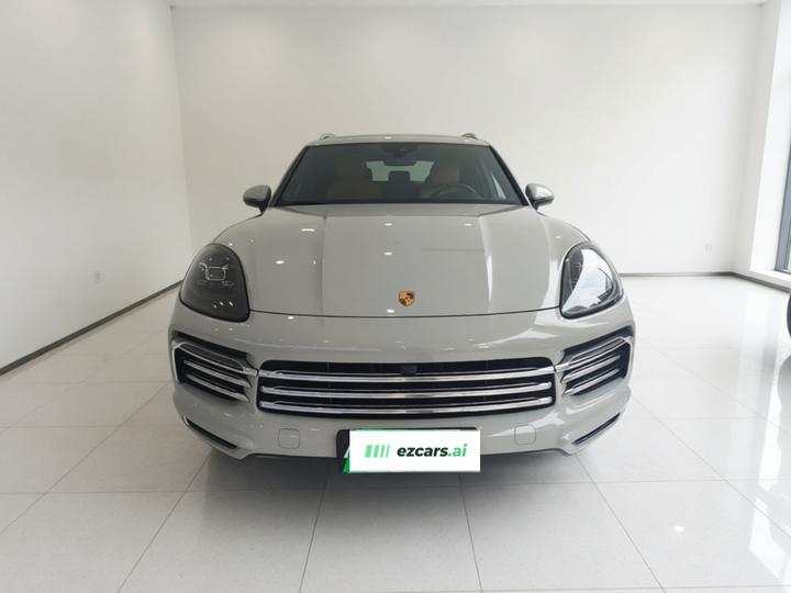2018 Cayenne 3.0T photo 2