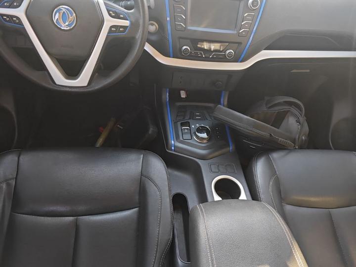6 EV 2023 Standard 350km photo 5