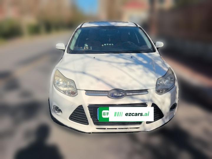 Focus 2012 Hatchback 1.6L AT photo 2