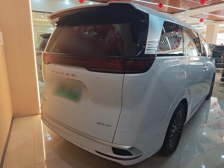 D9 2022 DM-i 970 AWD Flagship photo 6