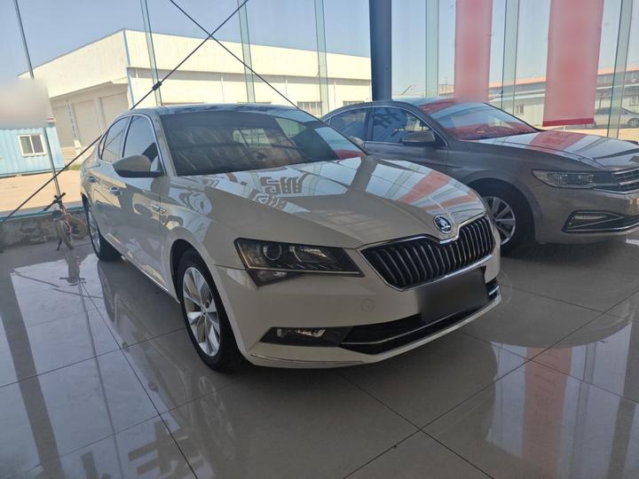 Superb 2018 TSI330 DSG Comfort China V photo 3