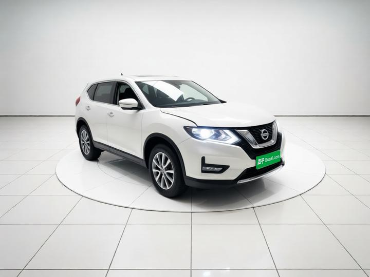 X-Trail 2017 2.0L CVT Comfort 2WD photo 3