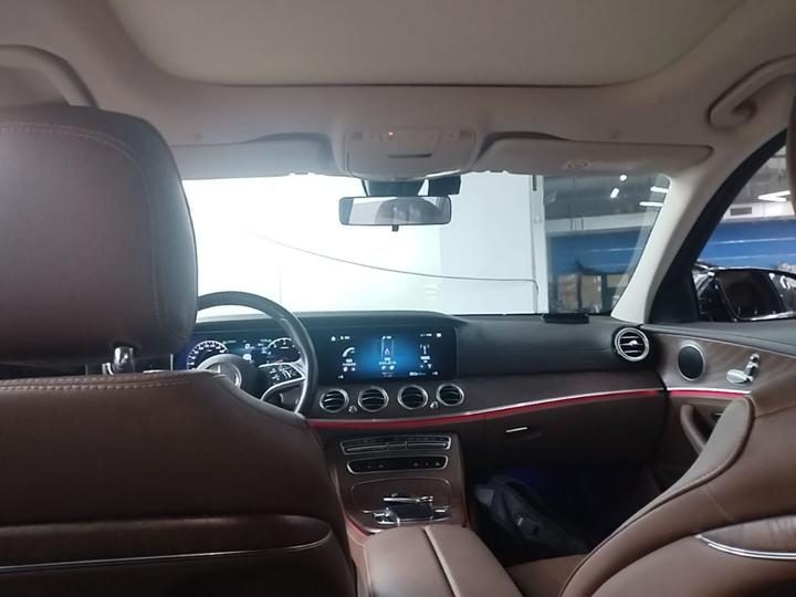 E-Class 2023 Facelift E 260 L photo 7