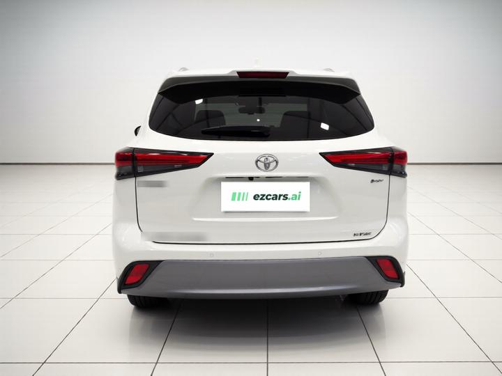 Highlander 2024 2.5L Smart Hybrid AWD Premium 7-Seater photo 5