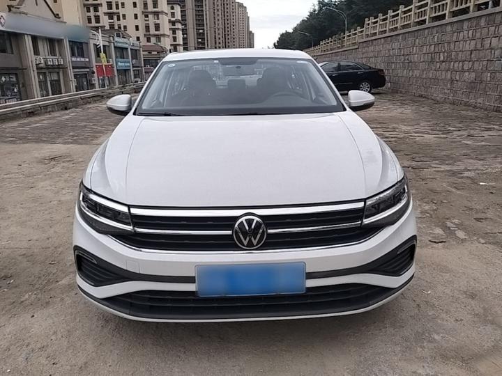 Bora 2024 200TSI DSG Cruise photo 2