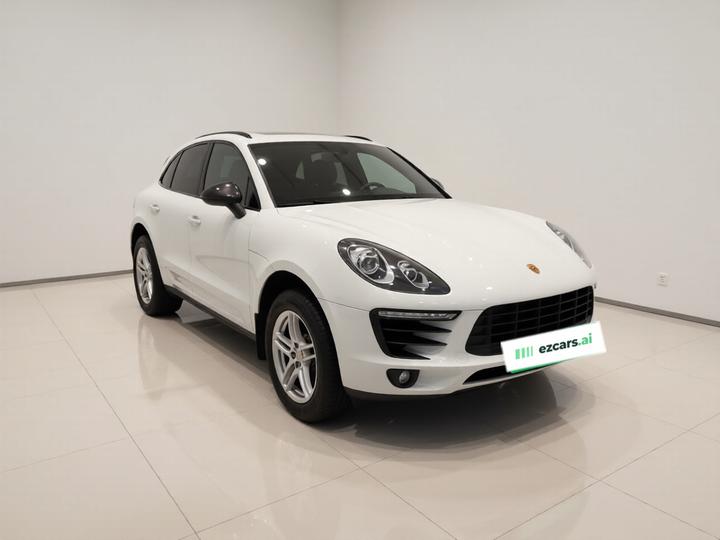 2016 Macan 2.0T photo 3
