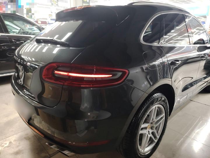 2017 Macan S 3.0T photo 4