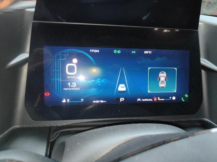 Dargo 2022 2.0T DCT AWD photo 8