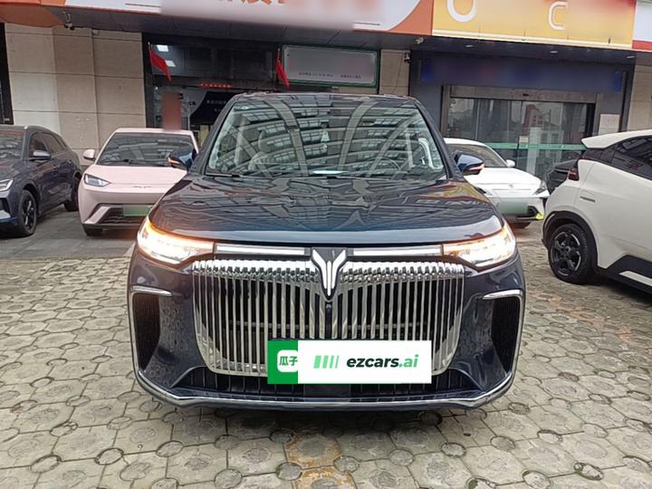 Voyah Dreamer 2025 PHEV AWD Flagship photo 2