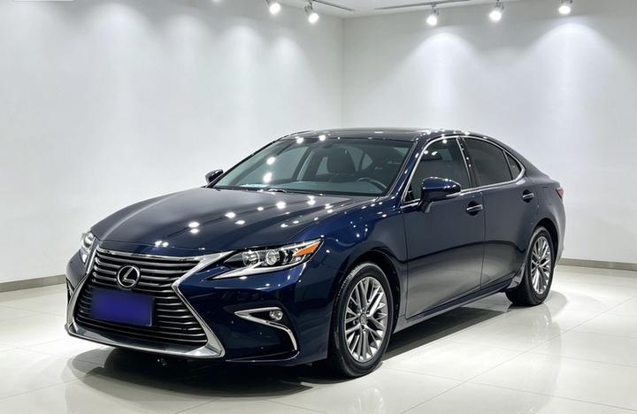 ES 2015 200 Elite