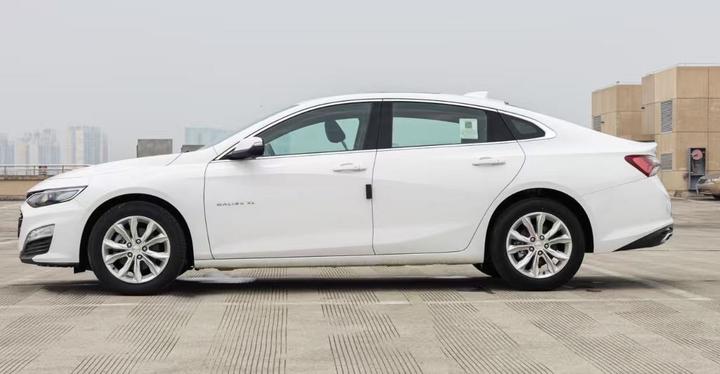 Malibu XL 2023 1.5T photo 4