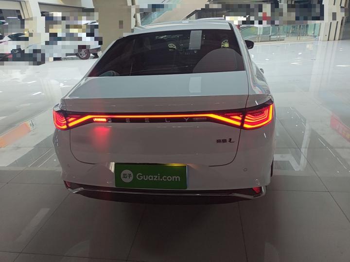 Emgrand L 2022 1.4T CVT Flagship photo 5
