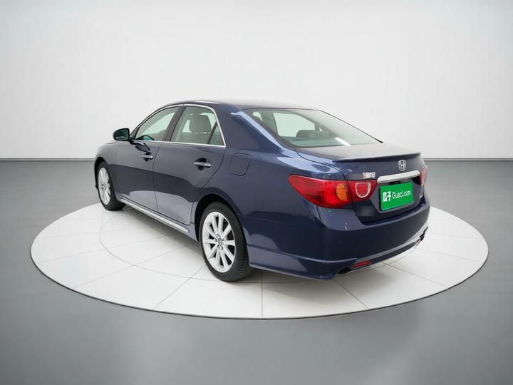 2010 2.5V photo 4