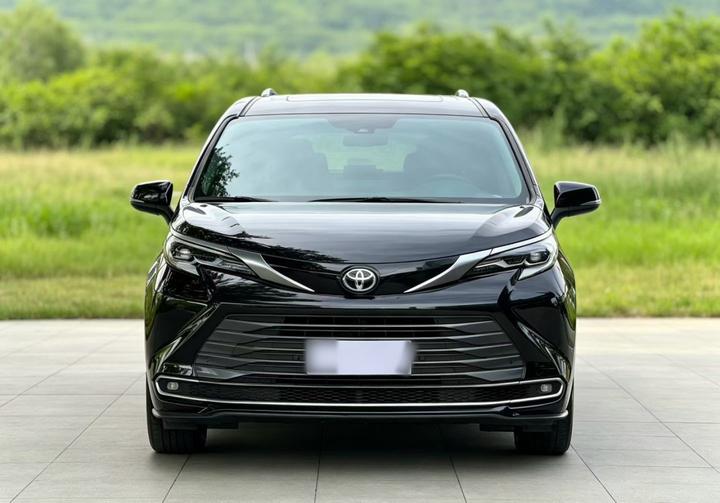 Sienna 2021 2.5L Hybrid Supreme photo 2