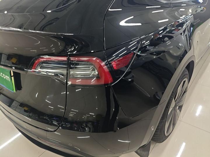Model Y 2022 Facelift RWD photo 7