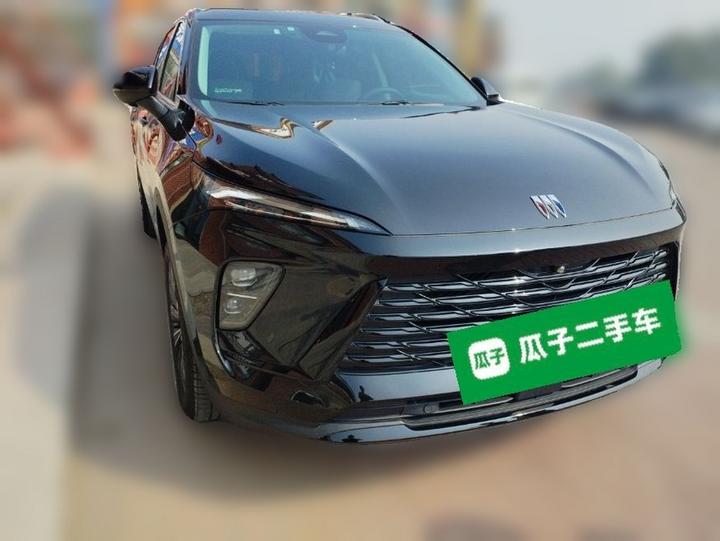 2026 Envision Plus 28T AWD photo 3
