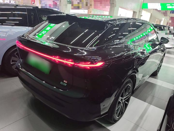 Voyah 2025 AWD Qiankun photo 4