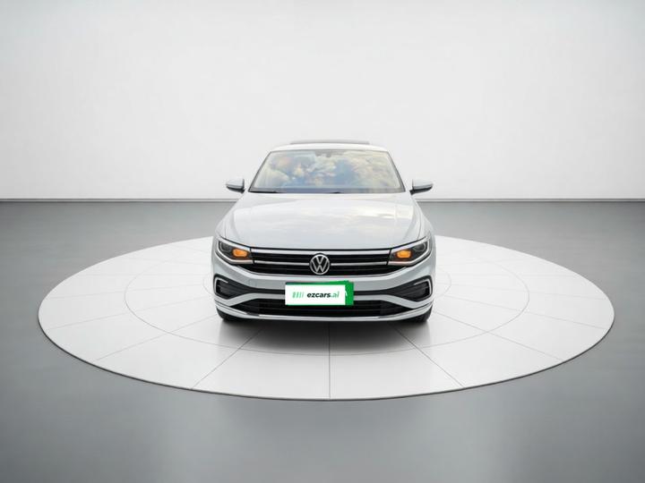 Bora 2023 200TSI DSGPRO photo 2