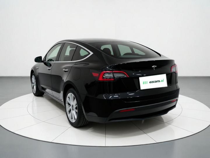Model Y 2021 Standard Range RWD photo 4
