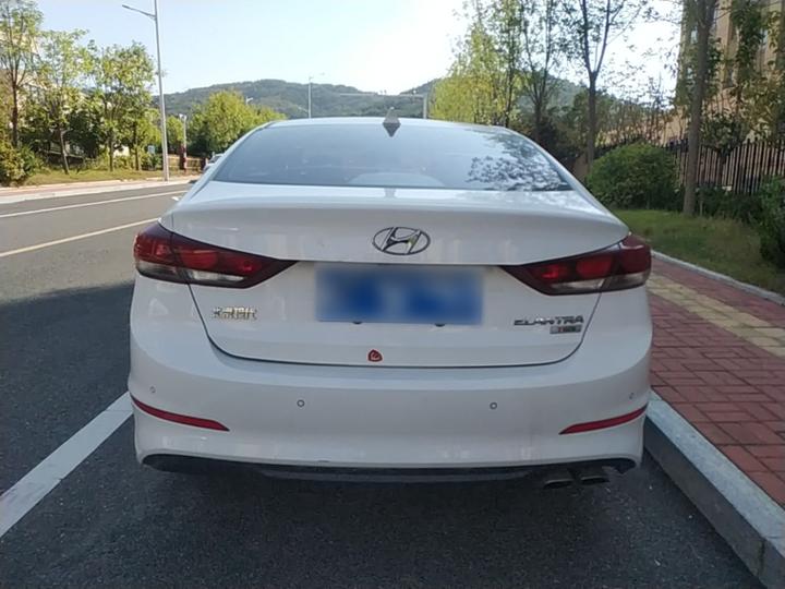 Elantra 2016 1.4T DCT photo 3
