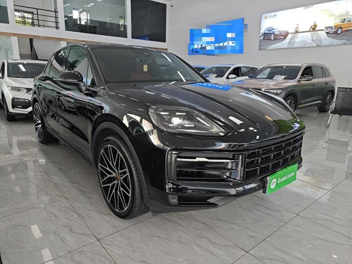 2024 Cayenne 3.0T photo 3