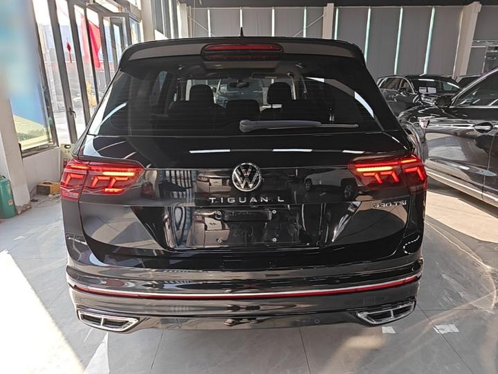Tiguan L 2024 330TSI AT RWD R-Line photo 3