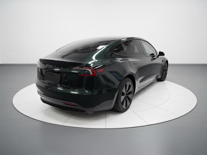 Model 3 2023 RWD photo 4