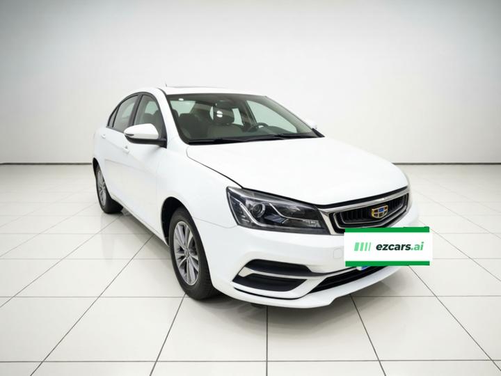 Emgrand 2018 1.5L MT Luxury photo 3