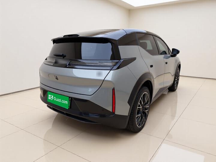 X 2024 5-Seater AWD photo 6
