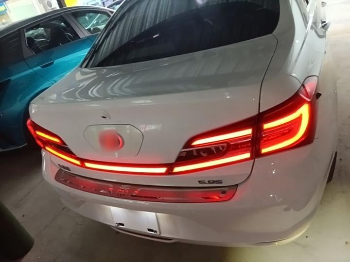 Qin EV 2017 1.5T Premium photo 5