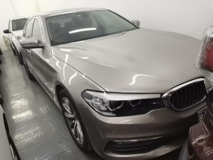 5 Series 2018 528Li Special photo 3