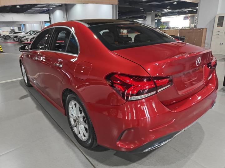 A-Class 2019 A 200 L Sport photo 4