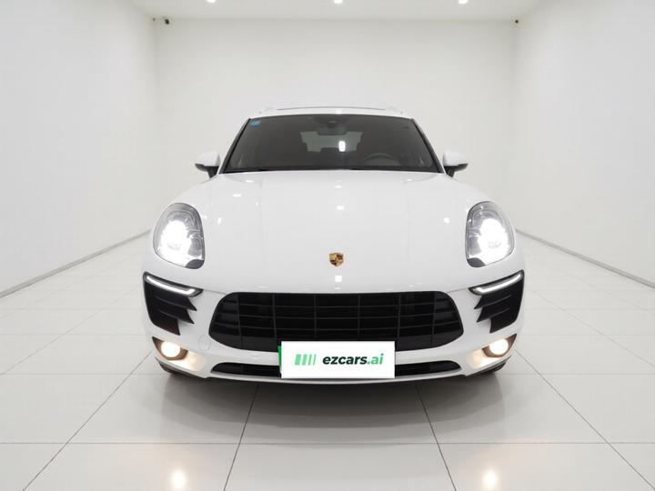 2017 Macan S 3.0T photo 2