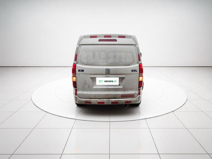 E5 2022 E5L EV Van 39.9kWh photo 5