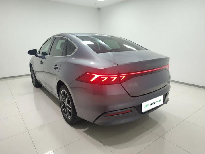 Qin PLUS 2023 Champion EV 420KM photo 4