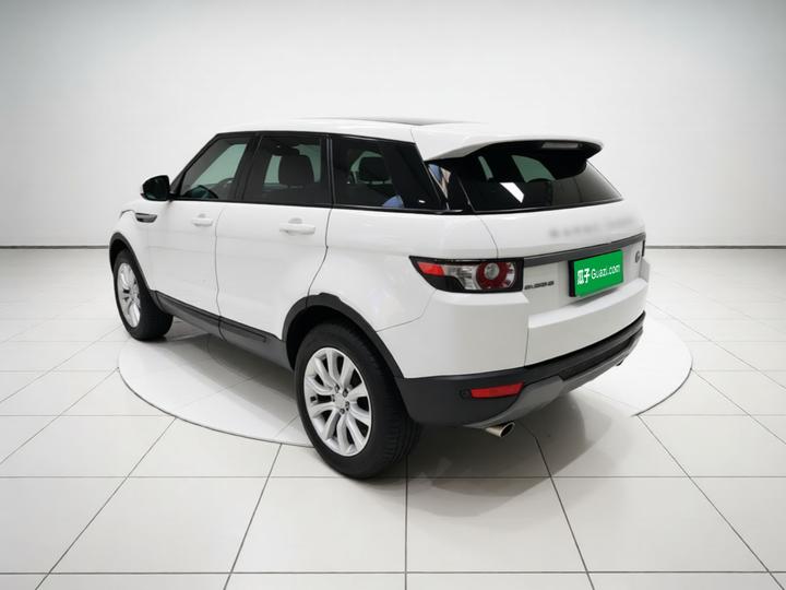 Range Rover Evoque 2015 2.0T 5-Door photo 4