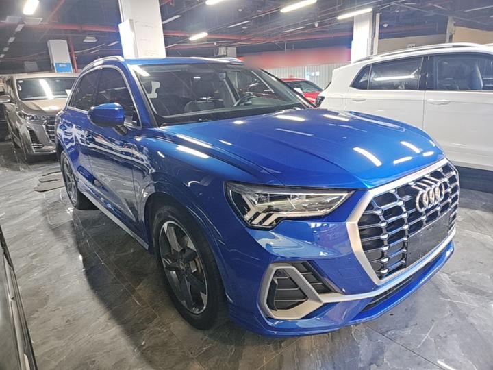 Q3 2019 35 TFSI Fashion Dynamic photo 3