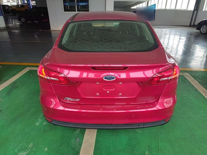 Focus 2015 Sedan 1.6L AT photo 3