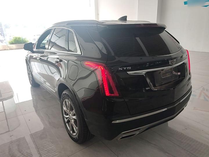 XT5 2020 Facelift 28T Luxury photo 4