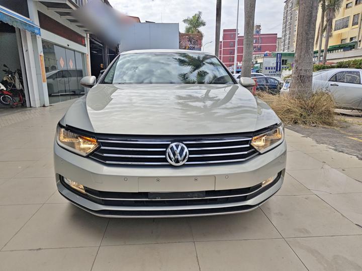 Magotan 2017 330TSI DSG Leading photo 2