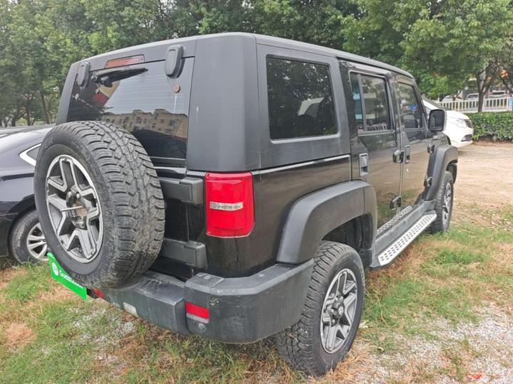 BJ40 2016 40L 2.3T AT AWD Exclusive photo 6
