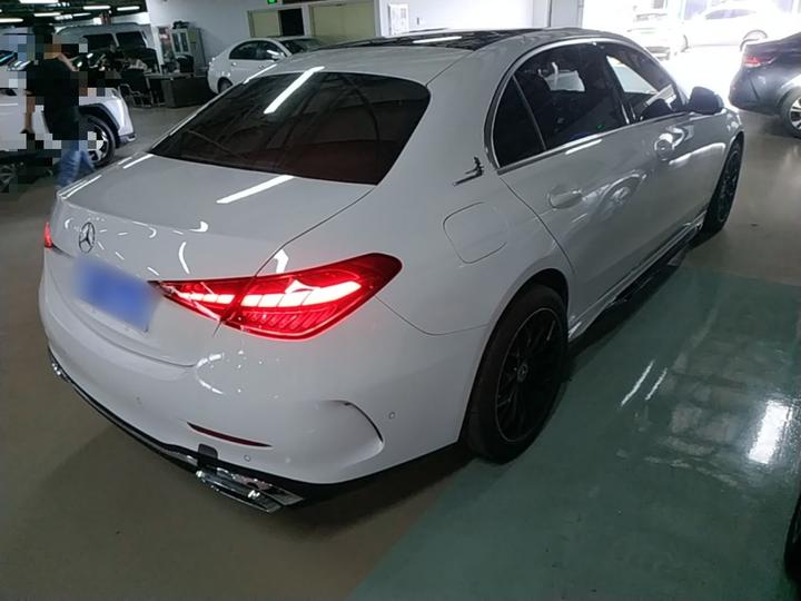 C-Class 2025 C 260 L Sport photo 4